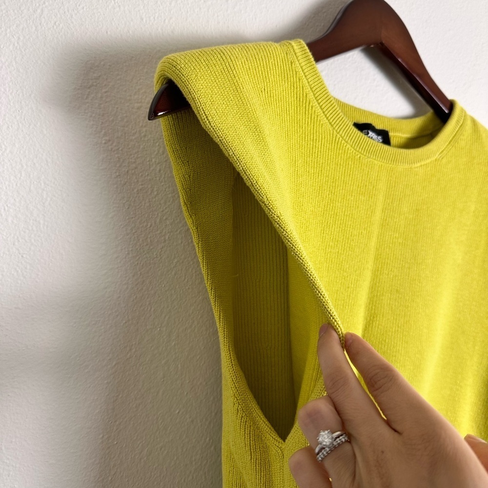 Express yellow neon shoulder pad knit vest sweater size xs - Picture 7 of 7
